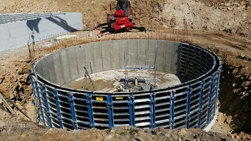 Construction d'une fosse circulaire